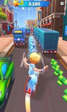 超凡跑者城市追击手游1.0.5最新版